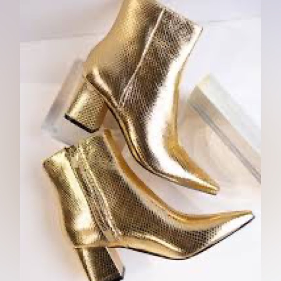 NWT LAST PAIR EVER!!! Marc Fisher Kulika Bootie in GOLD REPTILE!!!! - Picture 6 of 7